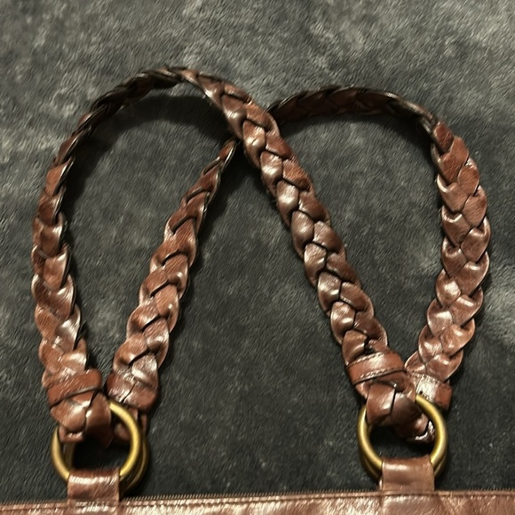 Hobo - Picture 3 of 12